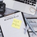 Für eCommerce-Selbstständige gibt es verschiedene Businessplan-Vorlagen, die dir bei der Planung und Strukturierung deines Unternehmens helfen können.